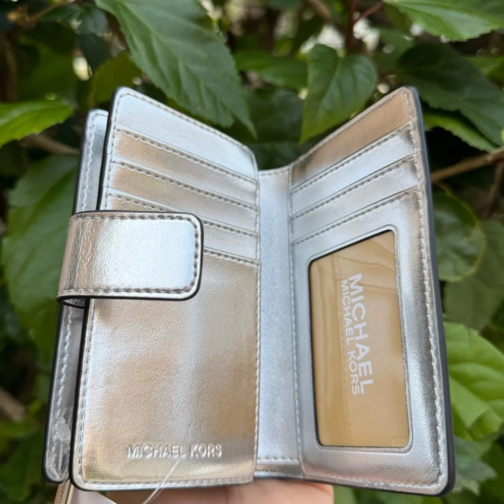 Michael Kors Jet Set Travel Bifold Wallet MK Black Multi Airplane Limited - Picture 3 of 14